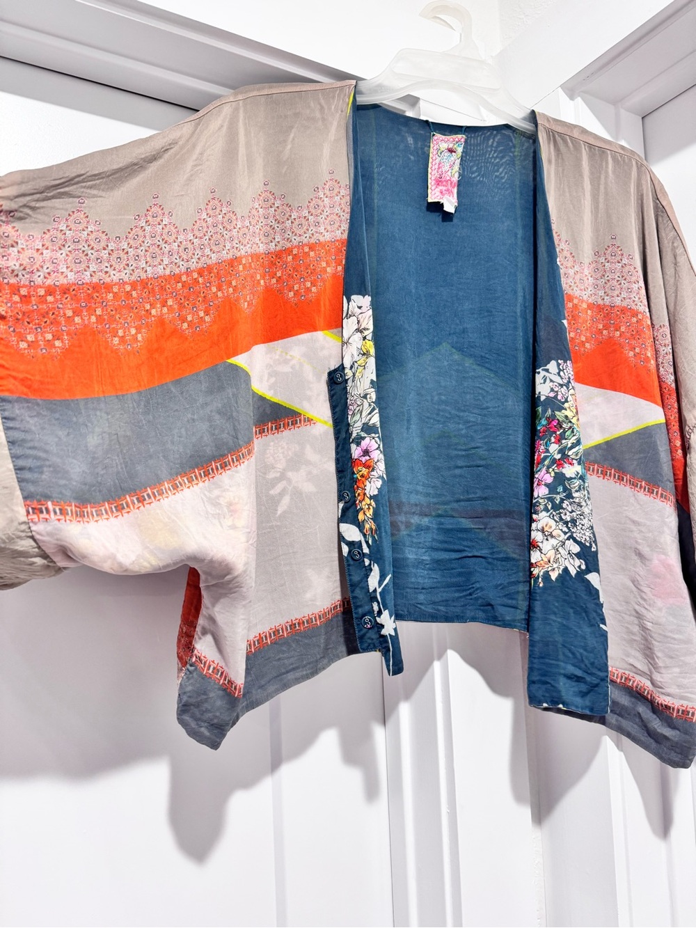 Johnny Was Reversible Floral Open-Front Kimono Jacket in Teal and Multicolor - Picture 6 of 8